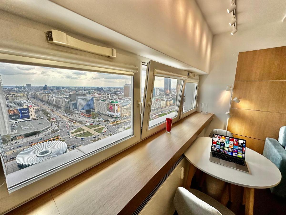 Top Metro X2 Fast Wifi 400 Mbs 70'Tv Netflix Hbo Max Appletv+ Disney+ Varsavia Esterno foto