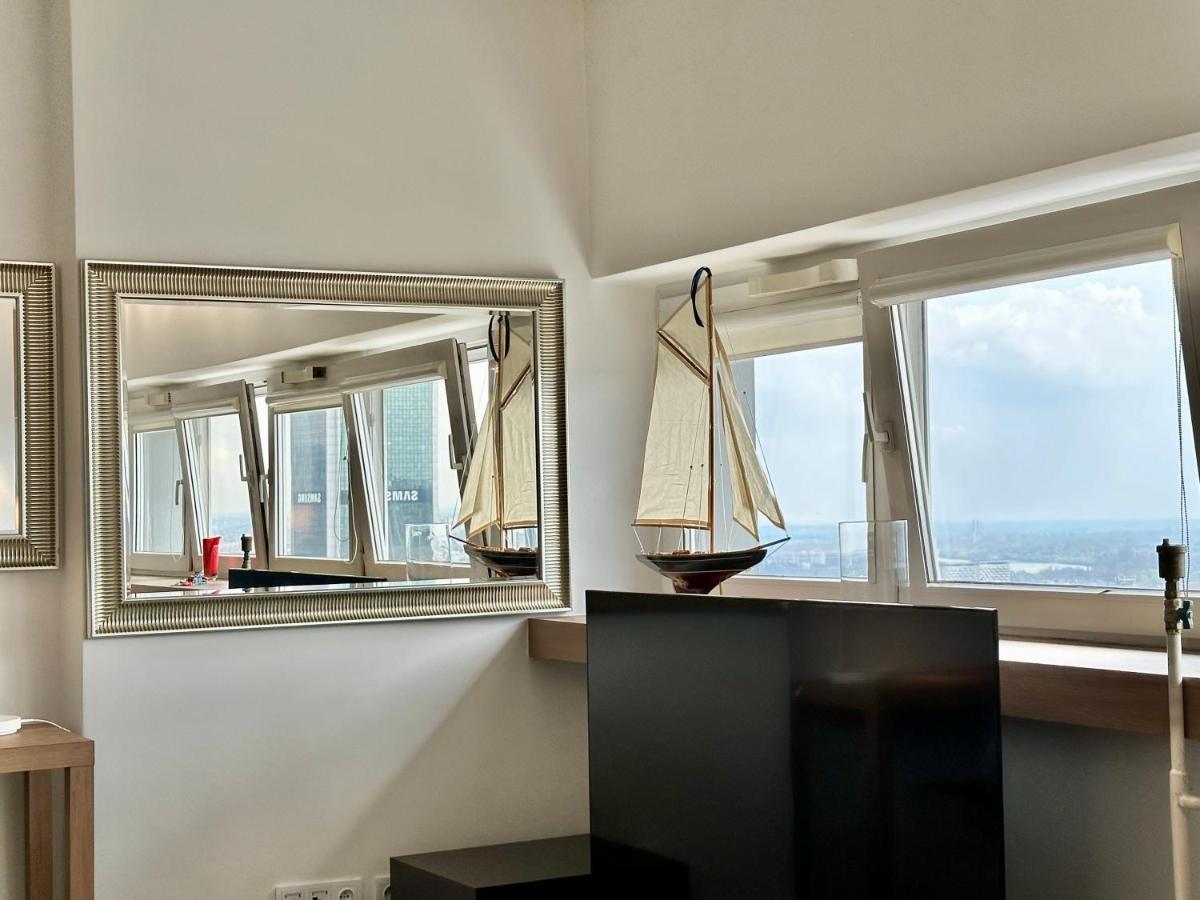 Top Metro X2 Fast Wifi 400 Mbs 70'Tv Netflix Hbo Max Appletv+ Disney+ Varsavia Esterno foto